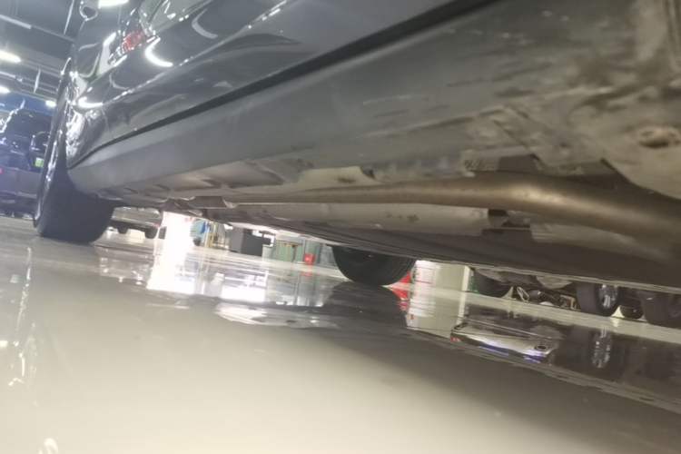 Used BYD Qin L 2025 DM-i Smart Drive 120KM Superior Model Right Side Sill