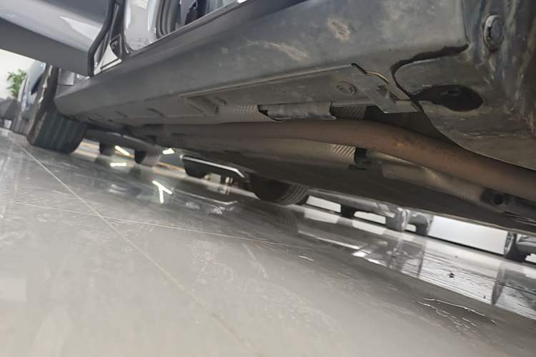 Used BYD Qin L 2025 DM-i Smart Drive 120KM Superior Model Right Side Sill