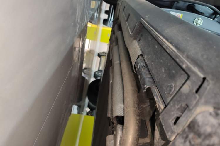 Used BYD Qin L 2025 DM-i Smart Drive 120KM Superior Model Right Side Sill
