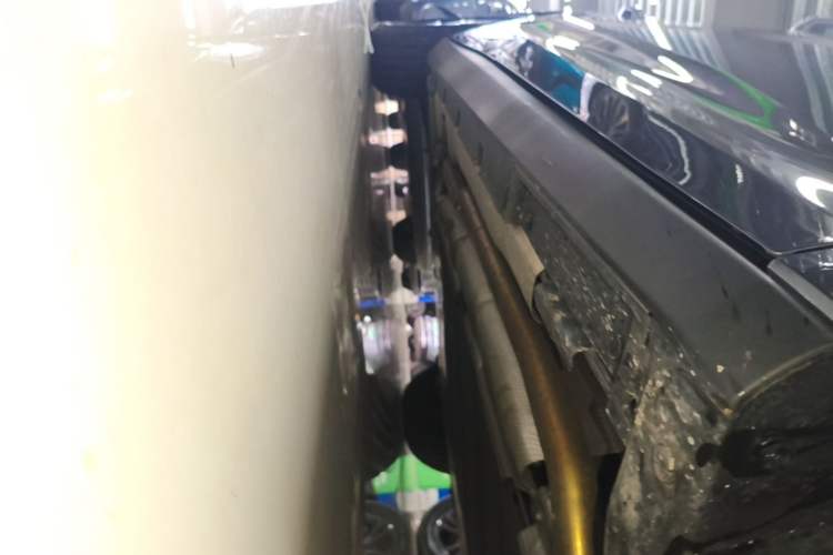 Used BYD Qin L 2025 DM-i Smart Drive 120KM Superior Model Right Side Sill