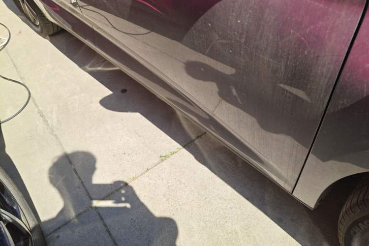 Used BYD Qin L 2025 DM-i Smart Drive 120KM Superior Model Right Side Sill