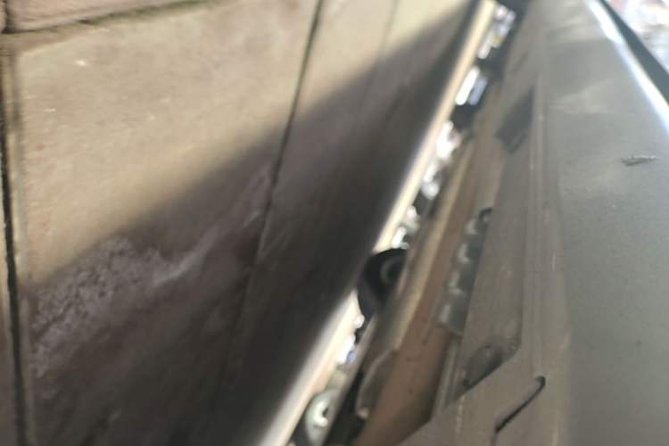 Used BYD Qin L 2025 DM-i Smart Drive 120KM Leading Model Right Side Sill