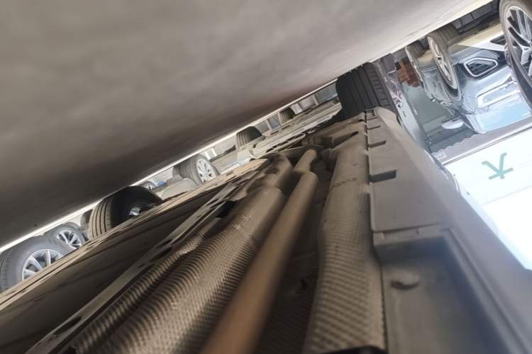 Used BYD Qin L 2025 DM-i Smart Drive 80KM Leading Model Right Side Sill