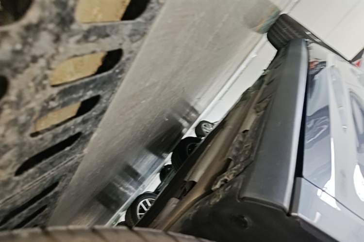 Used BYD Qin L 2025 DM-i Smart Drive 120KM Superior Model Right Side Sill