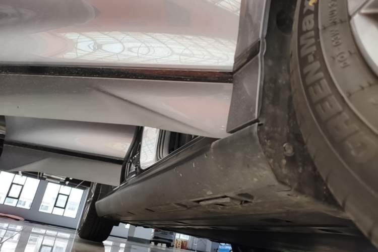 Used BYD Qin L 2025 EV 470KM Leading Edition Right Side Sill