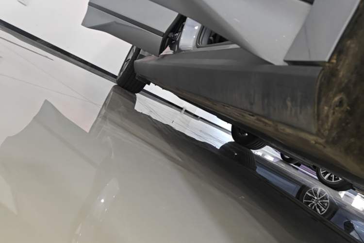Used BYD Qin L 2025 EV 470KM Leading Edition Right Side Sill