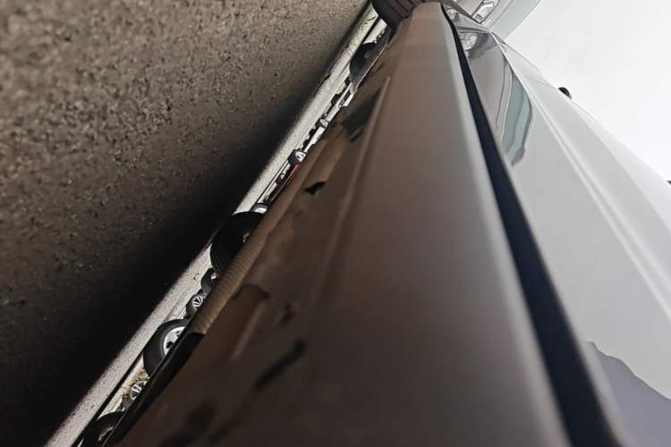 Used BYD Qin L 2025 DM-i Smart Drive 80KM Leading Model Right Side Sill