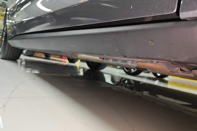 Used BYD Qin L 2025 DM-i Smart Drive 120KM Superior Model Right Side Sill