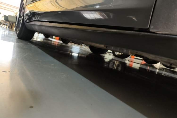 Used BYD Qin L 2025 DM-i Smart Drive 80KM Leading Model Right Side Sill