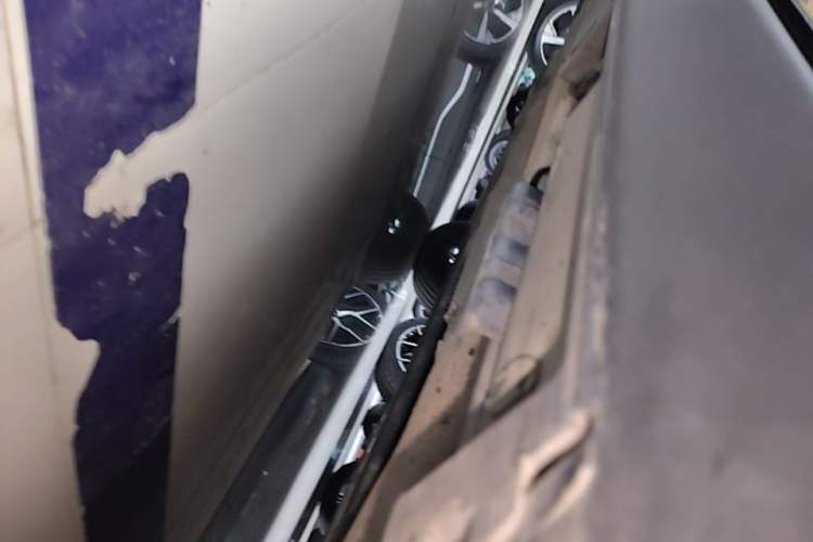 Used BYD Qin L 2025 DM-i Smart Drive 80KM Leading Model Right Side Sill