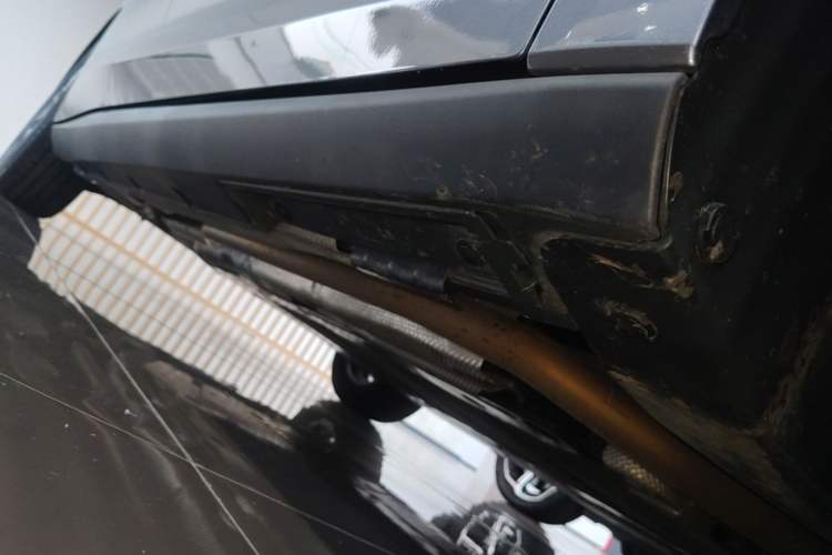 Used BYD Qin L 2025 DM-i Smart Drive 80KM Leading Model Right Side Sill