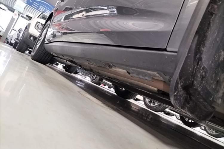 Used BYD Qin L 2025 DM-i Smart Drive 80KM Leading Model Right Side Sill