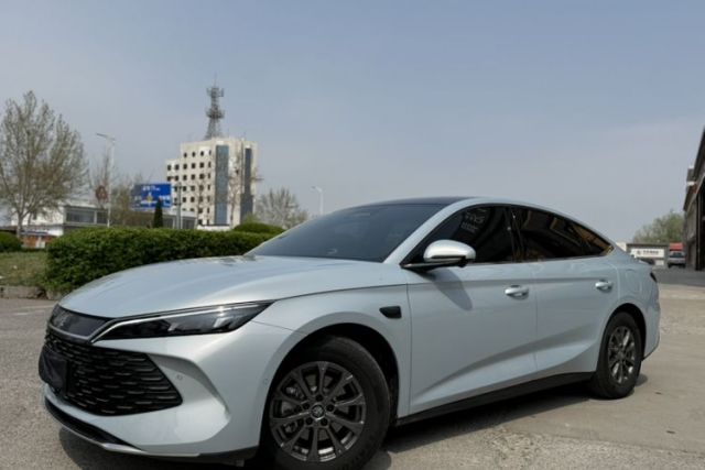 Used BYD Qin L 2025 DM-i Smart Drive 80KM Leading Model