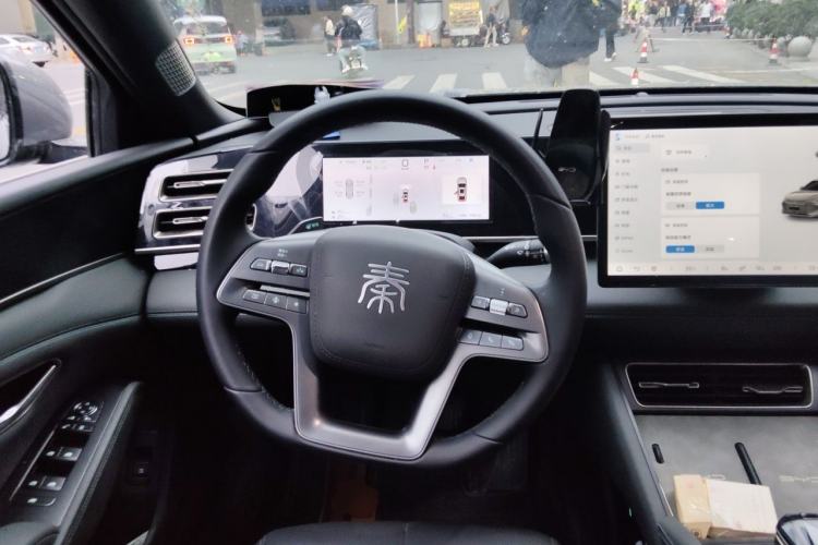 Used BYD Qin L 2025 DM-i Smart Drive 120KM Leading Model Steering Wheel