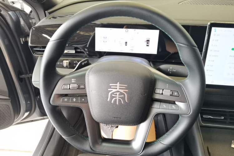 Used BYD Qin L 2025 EV 545KM Beyond Version Steering Wheel