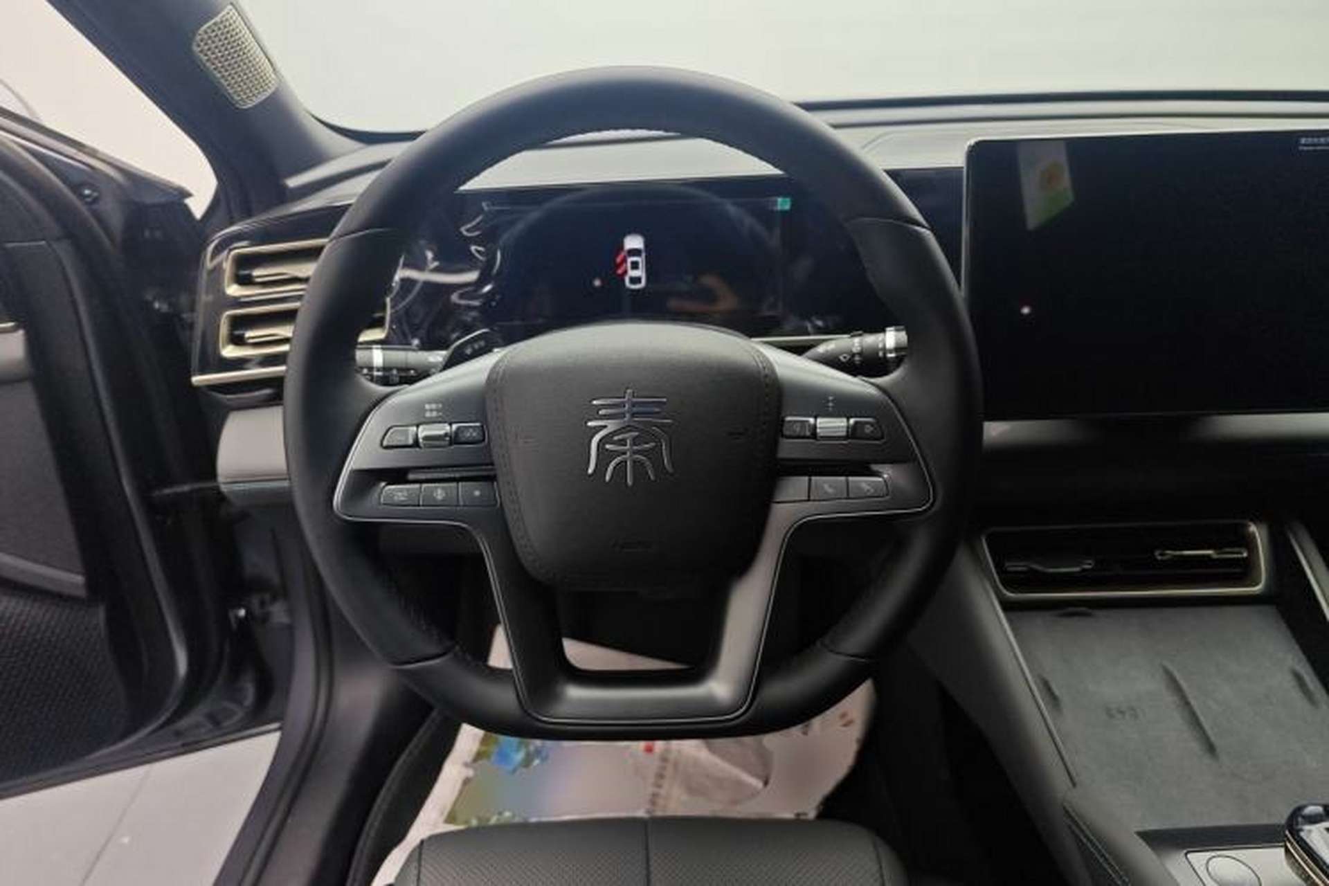 Used BYD Qin L 2025 DM-i Smart Drive 120KM Superior Model Steering Wheel