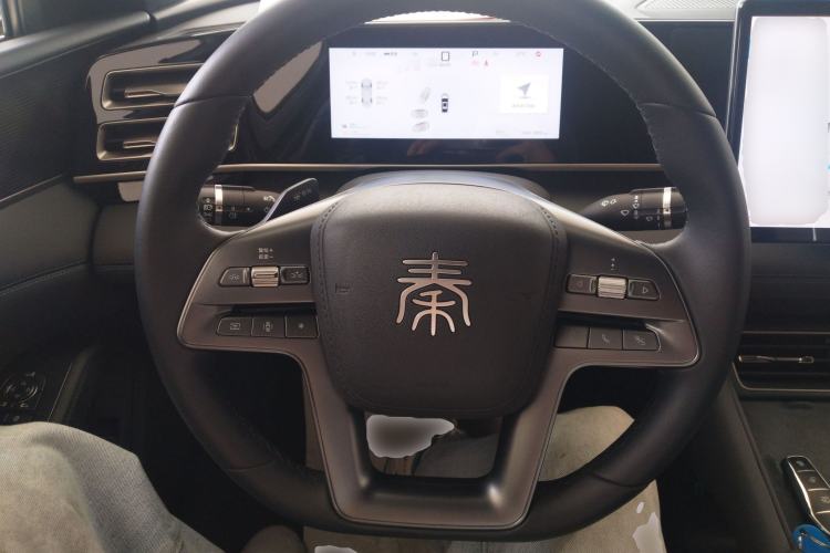 Used BYD Qin L 2025 DM-i Smart Drive 120KM Superior Model Steering Wheel