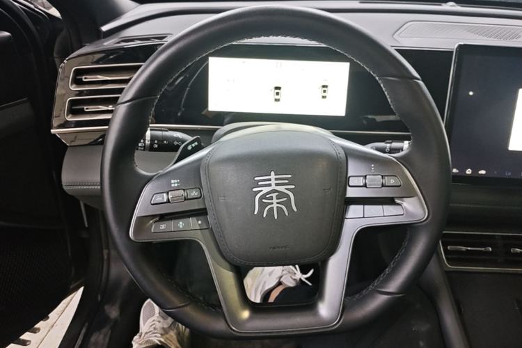 Used BYD Qin L 2025 DM-i Smart Drive 80KM Superior Model Steering Wheel