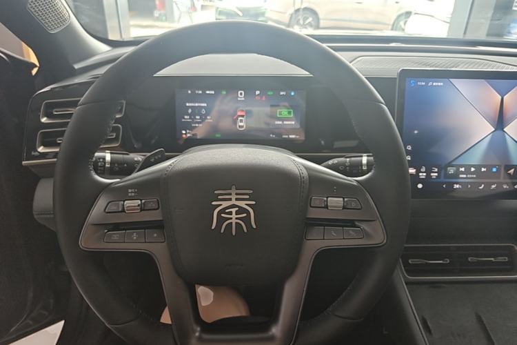 Used BYD Qin L 2025 DM-i Smart Drive 120KM Superior Model Steering Wheel