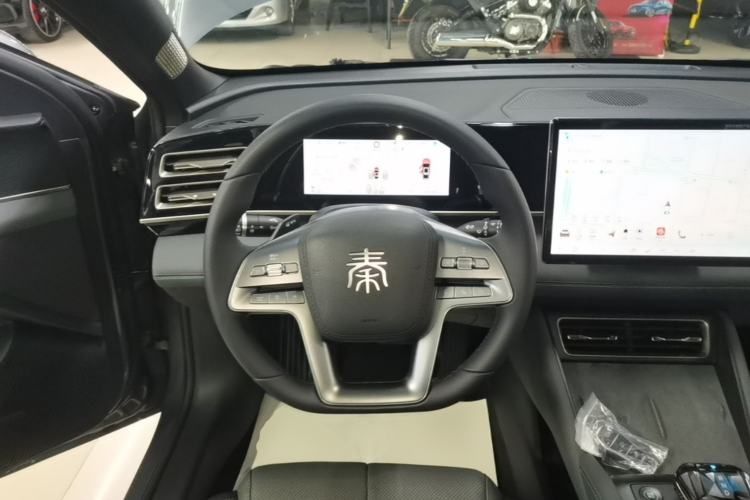 Used BYD Qin L 2025 DM-i Smart Drive 120KM Superior Model Steering Wheel