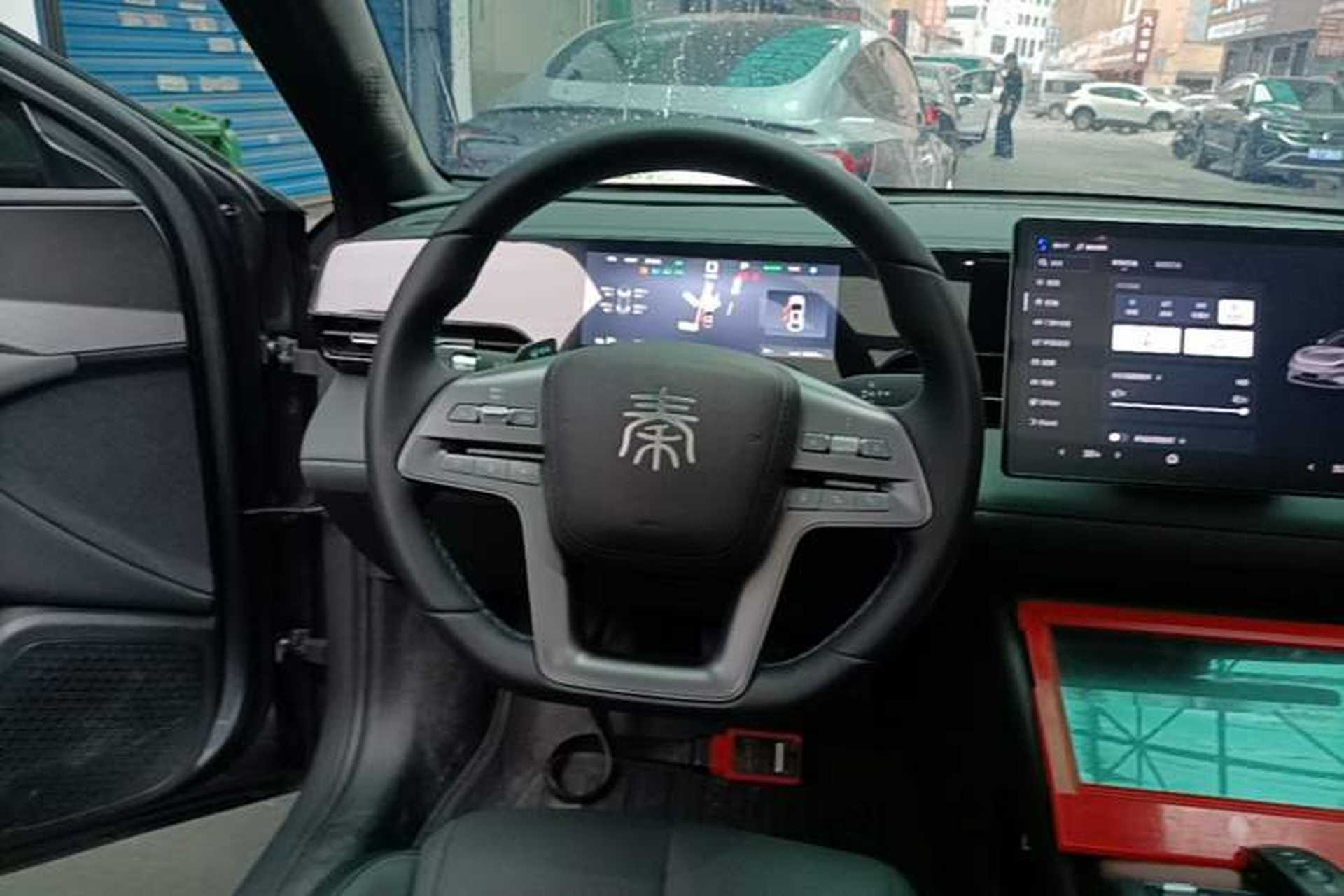 Used BYD Qin L 2025 EV 545KM Beyond Version Steering Wheel