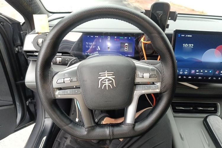 Used BYD Qin L 2025 EV 545KM Beyond Version Steering Wheel