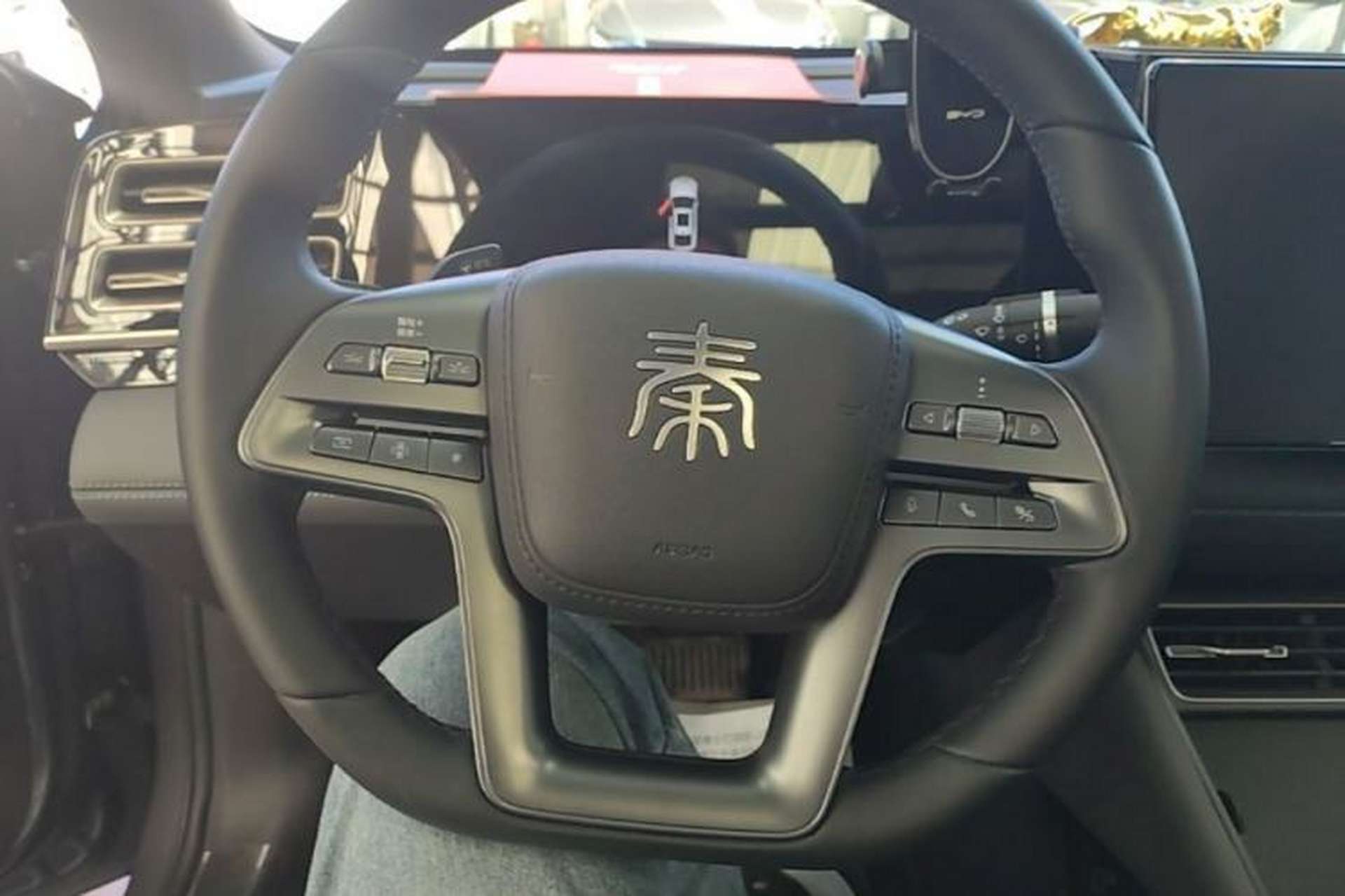 Used BYD Qin L 2025 DM-i Smart Drive 120KM Leading Model Steering Wheel