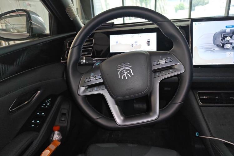 Used BYD Qin L 2025 DM-i Smart Drive 120KM Superior Model Steering Wheel