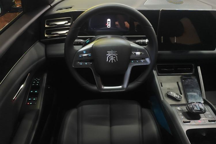 Used BYD Qin L 2025 DM-i Smart Drive 80KM Leading Model Steering Wheel