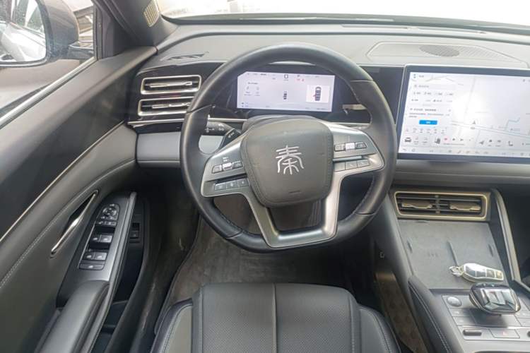 Used BYD Qin L 2025 DM-i Smart Drive 120KM Superior Model Steering Wheel