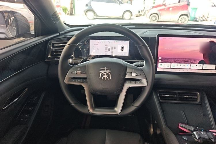Used BYD Qin L 2025 DM-i Smart Drive 80KM Leading Model Steering Wheel