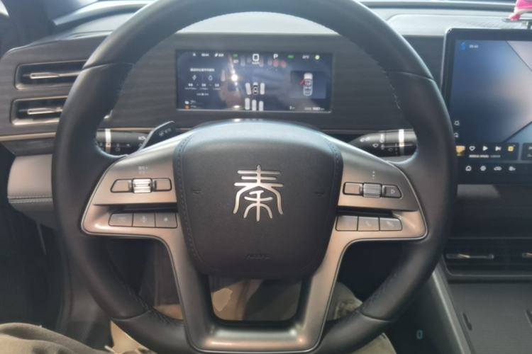 Used BYD Qin L 2025 DM-i Smart Drive 80KM Leading Model Steering Wheel