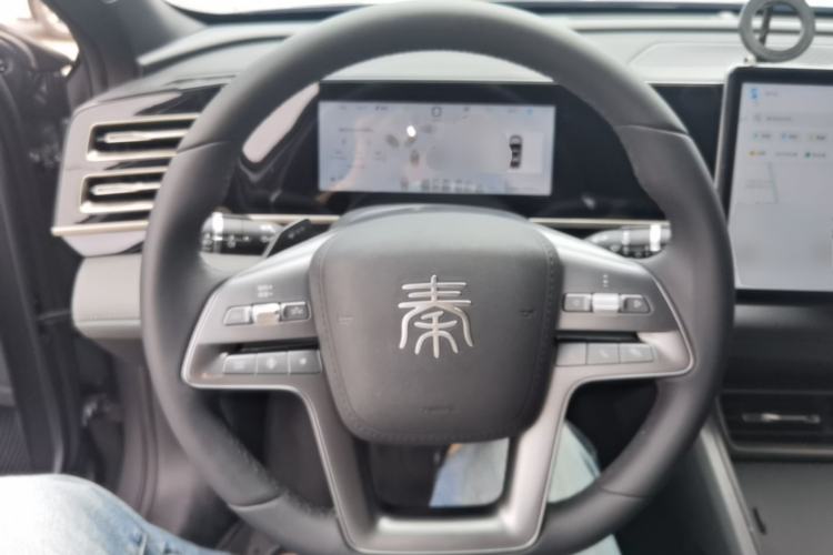 Used BYD Qin L 2025 DM-i Smart Drive 80KM Leading Model Steering Wheel