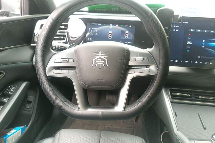 Used BYD Qin L 2025 DM-i Smart Drive 80KM Leading Model Steering Wheel