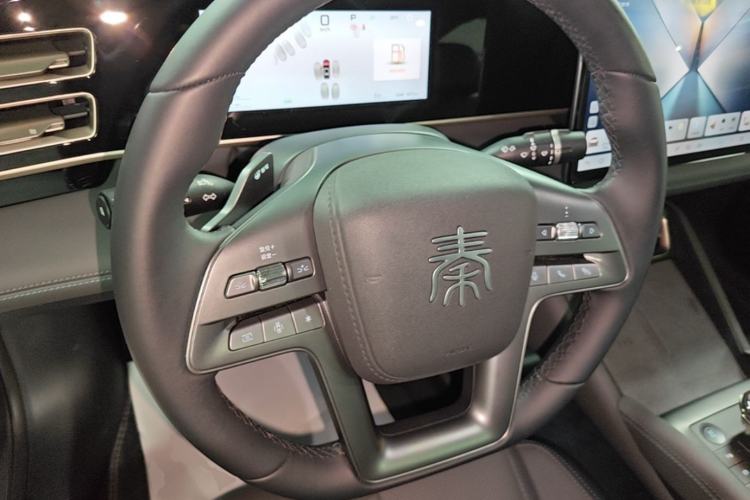 Used BYD Qin L 2025 DM-i Smart Drive 120KM Superior Model Steering Wheel