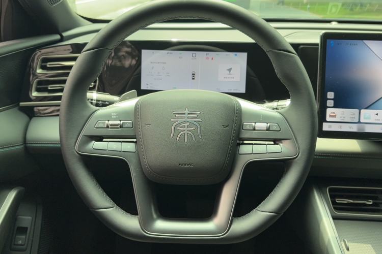 Used BYD Qin L 2025 DM-i Smart Drive 80KM Leading Model Steering Wheel