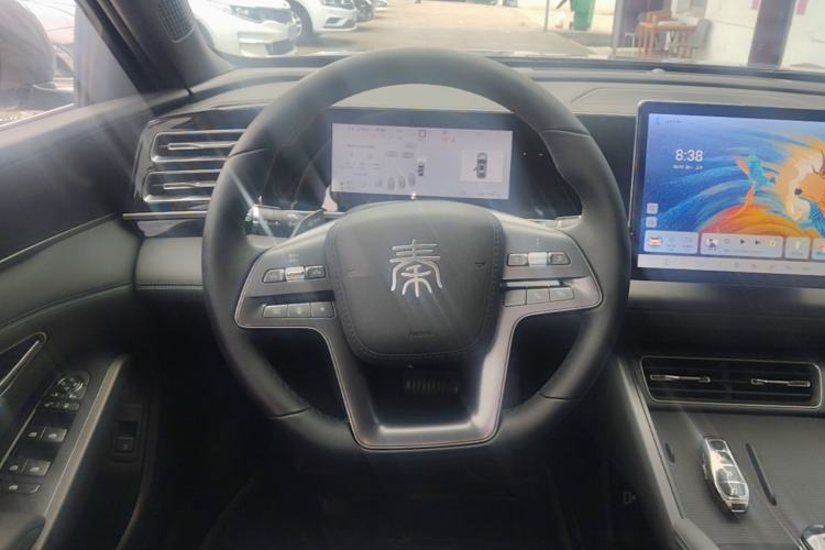 Used BYD Qin L 2025 DM-i Smart Drive 80KM Leading Model Steering Wheel