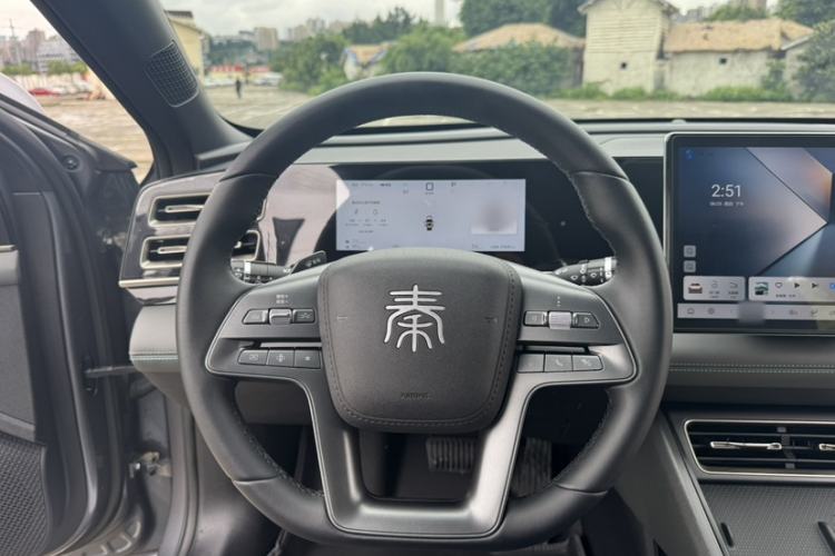 Used BYD Qin L 2025 DM-i Smart Drive 80KM Leading Model Steering Wheel