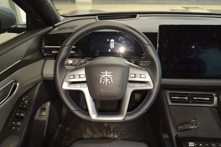 Used BYD Qin L 2025 EV 545KM Cloud Suspension Edition Steering Wheel