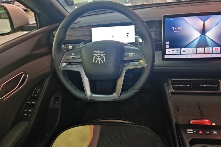 Used BYD Qin L 2025 EV 545KM Beyond Version Steering Wheel