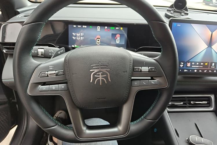 Used BYD Qin L 2025 EV 545KM Beyond Version Steering Wheel