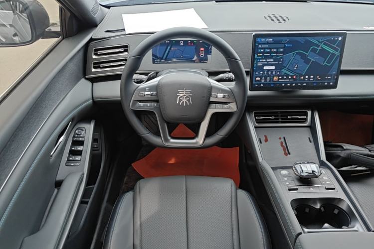 Used BYD Qin L 2025 DM-i Smart Drive 80KM Leading Model Steering Wheel