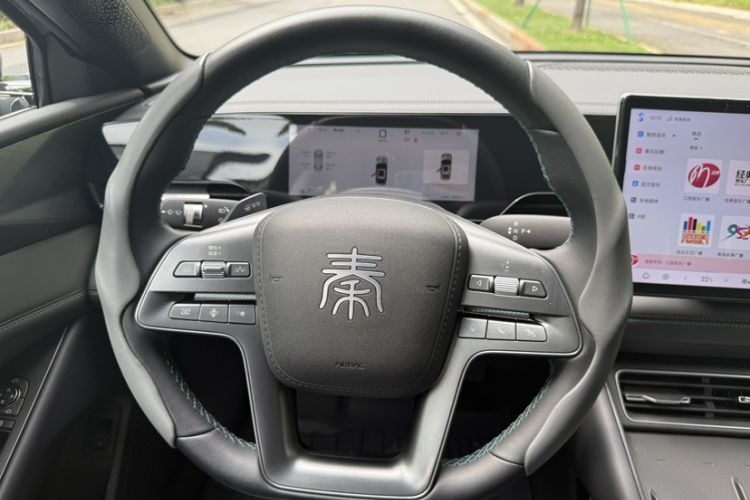 Used BYD Qin L 2025 EV 545KM Beyond Version Steering Wheel