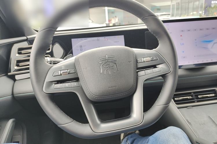 Used BYD Qin L 2025 DM-i Smart Drive 120KM Superior Model Steering Wheel