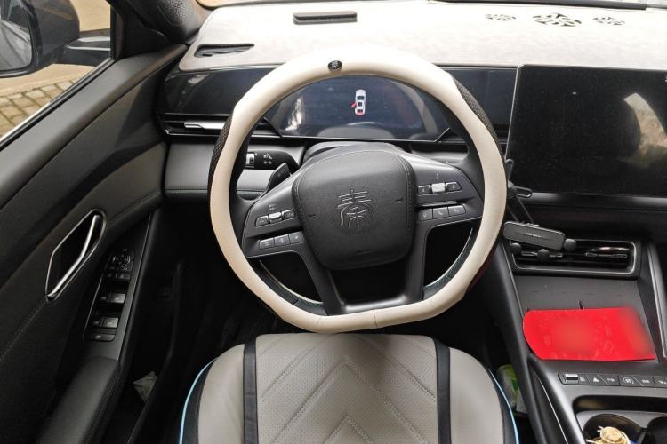 Used BYD Qin L 2025 EV 545KM Beyond Version Steering Wheel