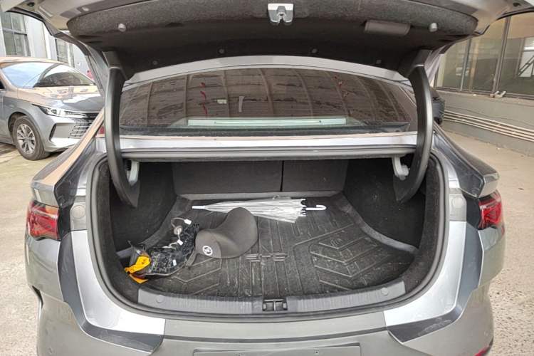 Used BYD Qin L 2025 EV 545KM Beyond Version Trunk