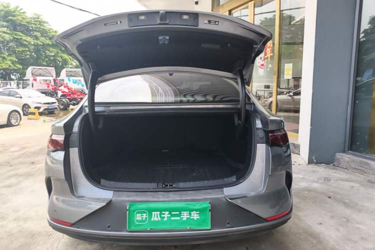 Used BYD Qin L 2025 EV 470KM Leading Edition Trunk