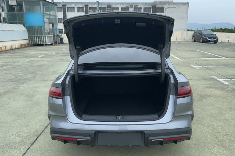 Used BYD Qin L 2025 DM-i Smart Drive 120KM Superior Model Trunk
