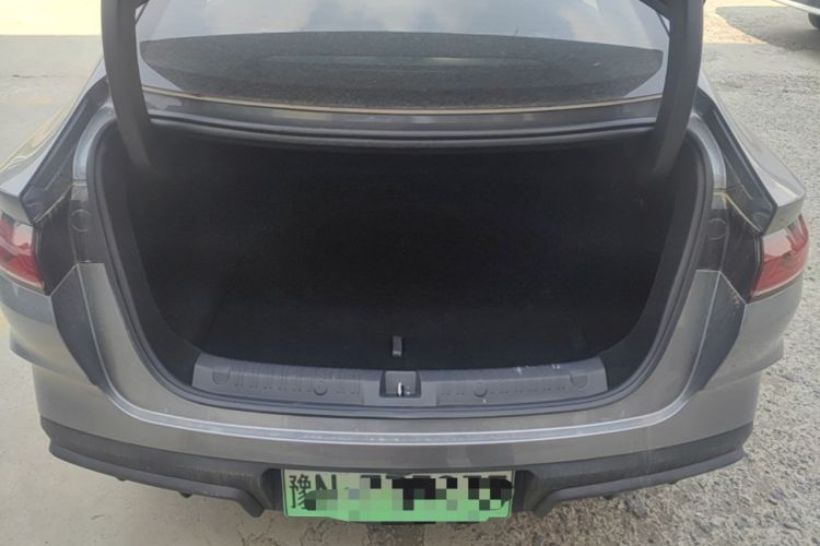 Used BYD Qin L 2025 DM-i Smart Drive 120KM Superior Model Trunk