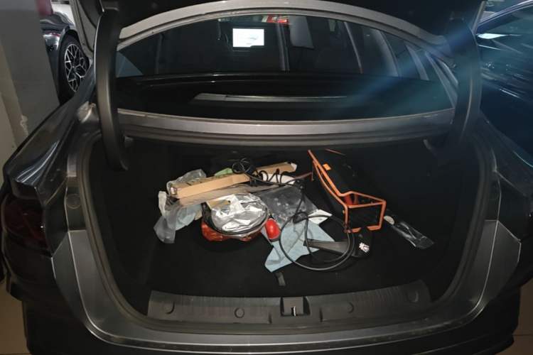 Used BYD Qin L 2025 DM-i Smart Drive 80KM Leading Model Trunk